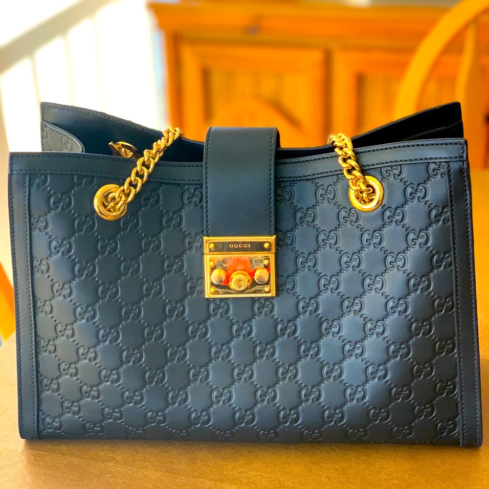 Gucci shoulder bag